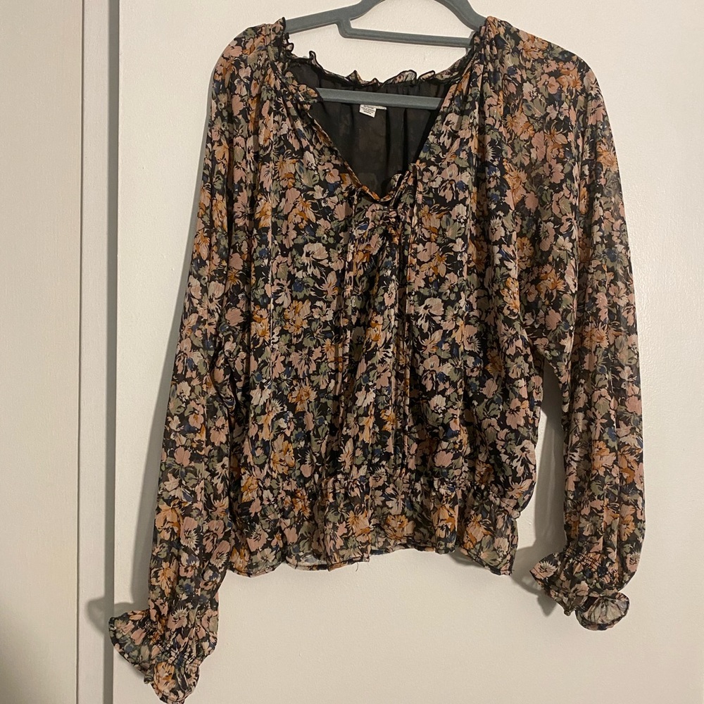 Chiffon floral blouse